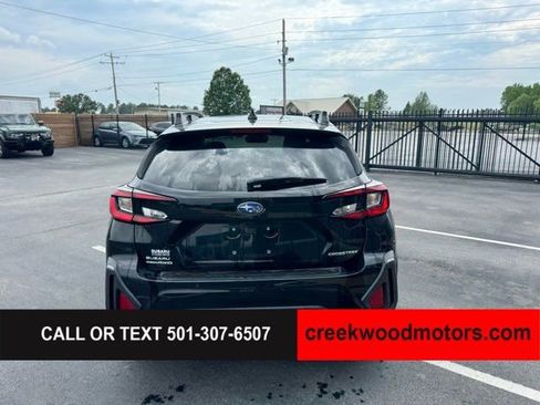 Used 2024 Subaru Crosstrek 2.5i Limited AWD/4WD image 16