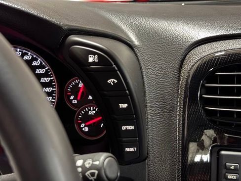 Used 2008 Chevrolet Corvette Convertible w/ Preferred Equipment Group RWD image 23