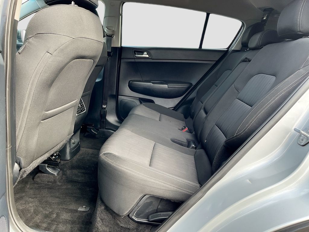 Used 2022 Kia Sportage LX AWD/4WD image 22
