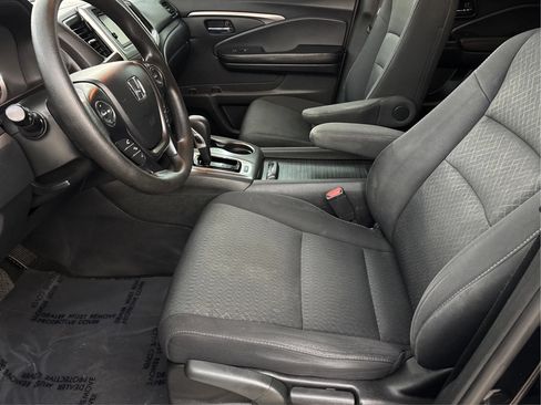 Used 2017 Honda Ridgeline Sport image 13