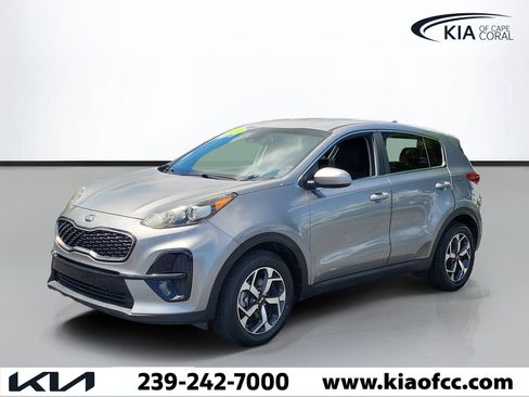 Used 2020 Kia Sportage LX FWD image 3