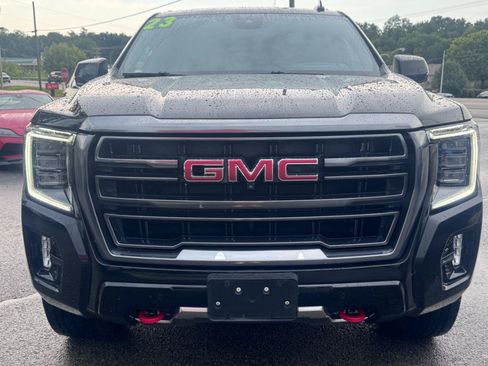 Used 2023 GMC Yukon AT4 w/ Technology Package AWD/4WD image 8