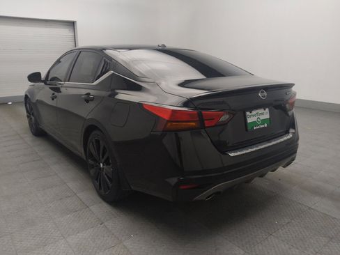 Used 2022 Nissan Altima 2.5 SR w/ Midnight Edition Package FWD image 5