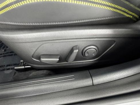 Used 2025 Kia K5 GT FWD image 11