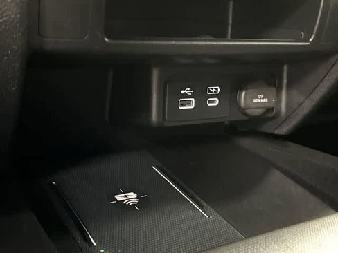 Used 2024 Honda Ridgeline Sport image 25