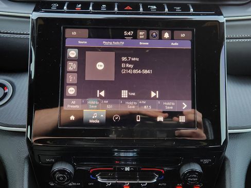 New 2026 Jeep Grand Cherokee Laredo image 18