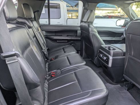 Used 2021 Ford Expedition XLT RWD image 31