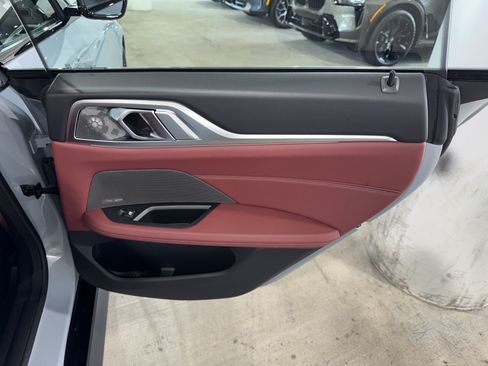 Used 2025 BMW M440i RWD image 13