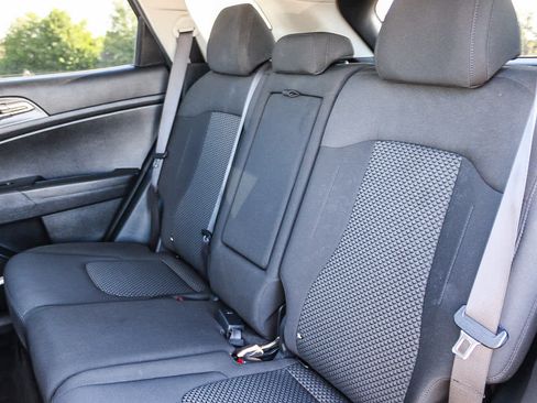 Used 2024 Kia Sportage LX image 18