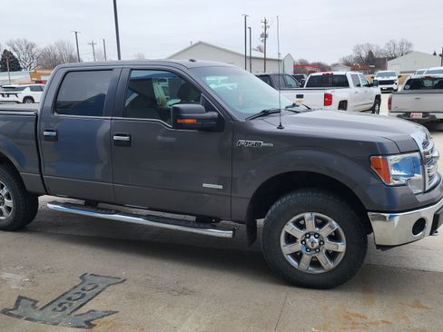Used 2013 Ford F150 XLT w/ XLT Chrome Pkg image 3