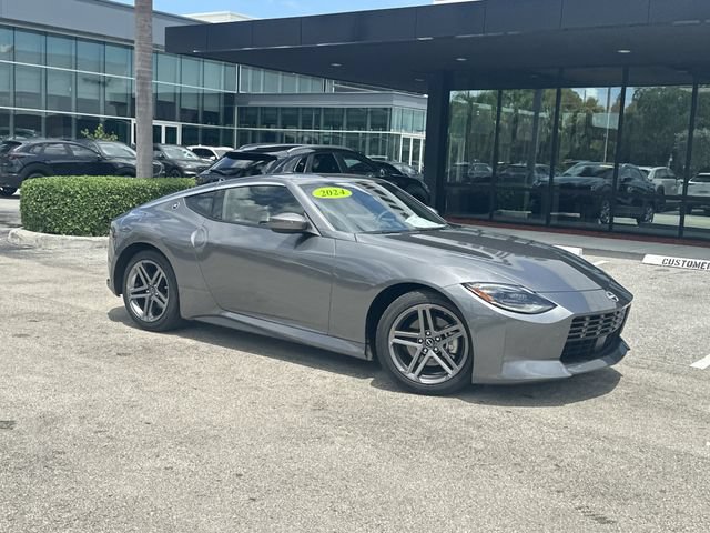 Used 2024 Nissan Z Sport w/ Floor Mat Package RWD image 2