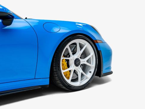 Used 2022 Porsche 911 GT3 RWD image 16