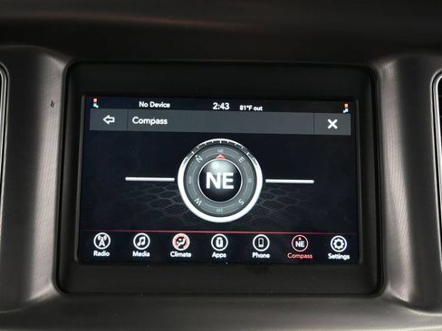 Used 2022 Dodge Charger SXT RWD image 28
