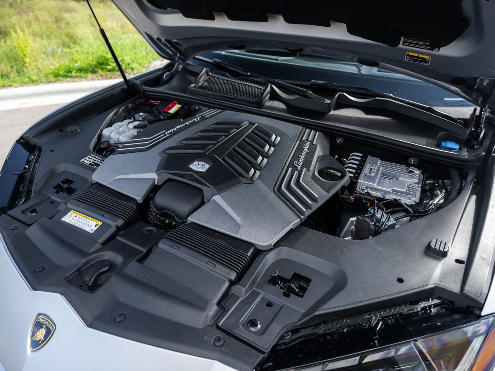 Used 2021 Lamborghini Urus AWD/4WD image 31