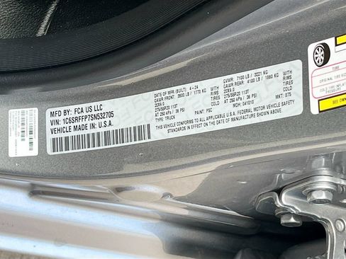 Used 2025 RAM 1500 Big Horn AWD/4WD image 31