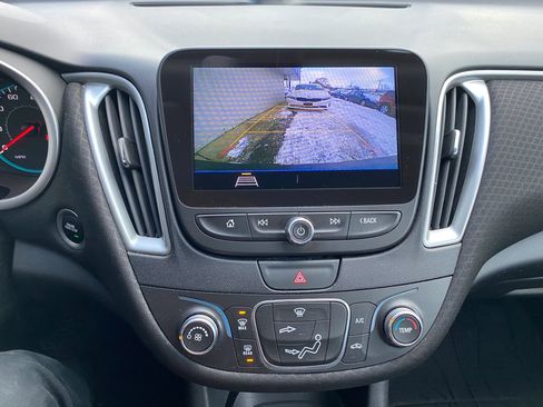 Used 2019 Chevrolet Malibu LS w/ LPO, Convenience Package 1 FWD image 19