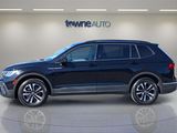 Used 2022 Volkswagen Tiguan S image 2
