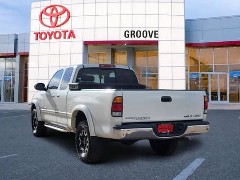 Used 2001 Toyota Tundra Limited AWD/4WD image 3