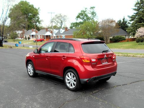Used 2013 Mitsubishi Outlander Sport SE image 8