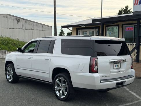 Used 2019 GMC Yukon XL Denali w/ Open Road Package AWD/4WD image 4