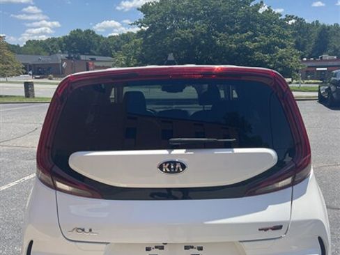Used 2020 Kia Soul GT-Line Turbo FWD image 5
