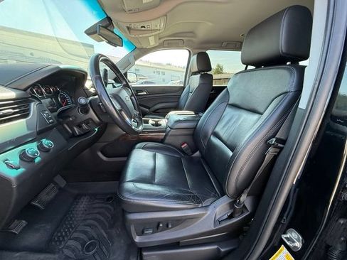 Used 2018 Chevrolet Suburban LT AWD/4WD image 11