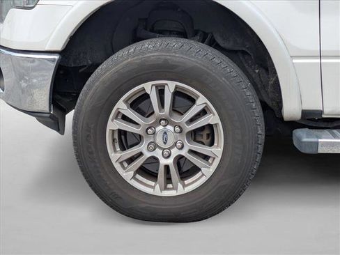 Used 2014 Ford F150 Lariat w/ Equipment Group 502A Luxury image 7