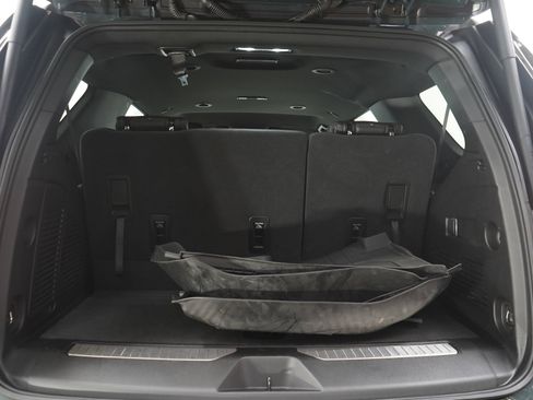 Used 2025 Chevrolet Tahoe Z71 AWD/4WD image 9