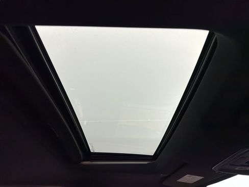 Used 2021 Chevrolet Silverado 1500 High Country image 28