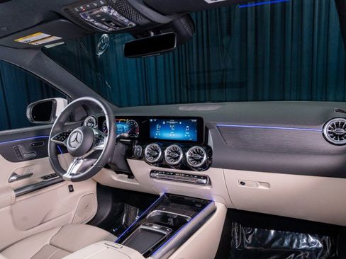 New 2026 Mercedes-Benz GLA 250 image 4