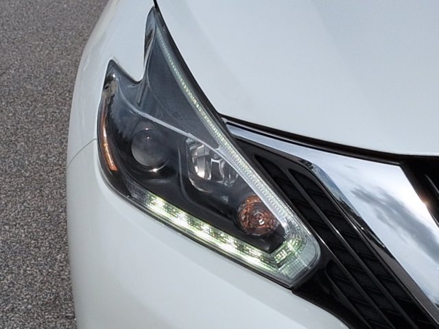 Used 2018 Nissan Murano SL w/ Moonroof Package AWD/4WD image 11