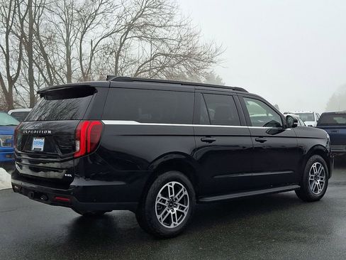 Used 2025 Ford Expedition Max Active image 6
