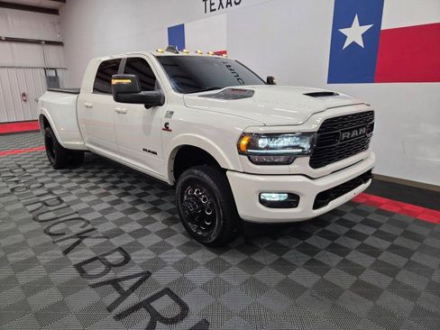 Used 2024 RAM 3500 Limited image 24