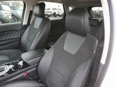 Used 2016 Ford Edge Sport w/ Equipment Group 401A image 10