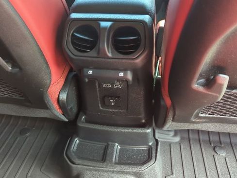 Certified 2024 Jeep Wrangler Unlimited Rubicon 392 AWD/4WD image 21