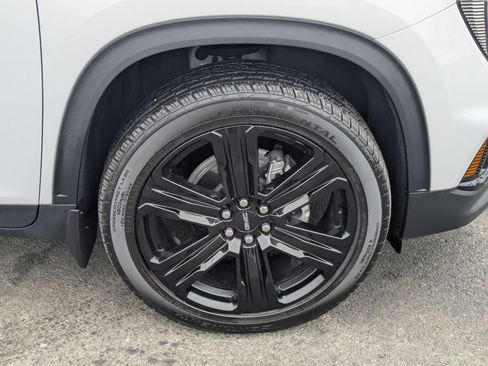 Used 2025 GMC Acadia Elevation w/ Black Edition image 27