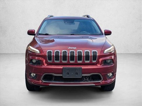 Used 2016 Jeep Cherokee Overland w/ Technology Group image 2