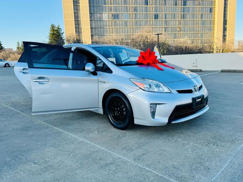 Used 2015 Toyota Prius Two image 15