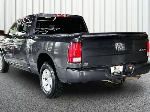 Used 2016 RAM 1500 ST w/ SXT Appearance Group AWD/4WD image 4