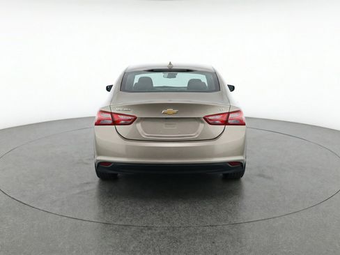 Used 2024 Chevrolet Malibu LT image 7