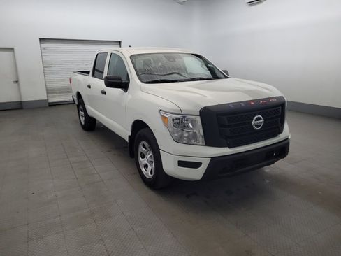 Used 2022 Nissan Titan S w/ S Utility Package AWD/4WD image 13