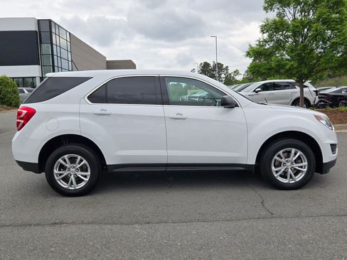 Used 2017 Chevrolet Equinox LS image 8