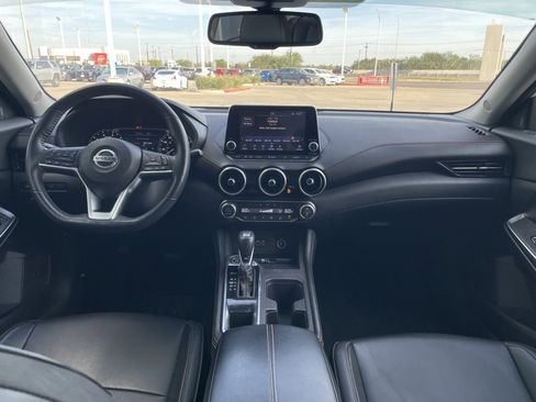 Certified 2021 Nissan Sentra SR w/ SR Premium Package image 14