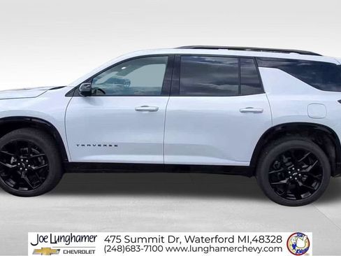 Certified 2026 Chevrolet Traverse RS w/ LPO, Floor Liner Package AWD/4WD image 6