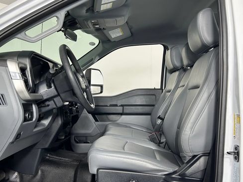 Used 2024 Ford F250 XL AWD/4WD image 27