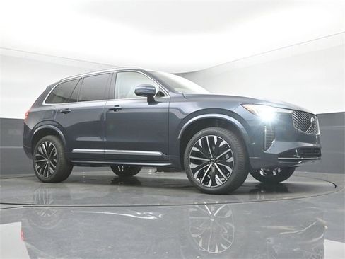 New 2026 Volvo XC90 B6 Ultra image 38