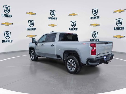 Used 2025 Chevrolet Silverado 2500 Custom w/ Custom Value Package AWD/4WD image 6
