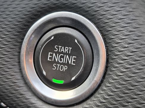 Used 2025 Chevrolet Equinox LT FWD image 21