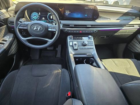 Used 2025 Hyundai Palisade Calligraphy AWD/4WD image 18