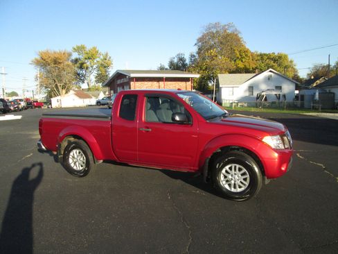 Used 2014 Nissan Frontier SV w/ SV Value Truck Package image 1